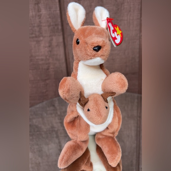 Ty Other - 96 - Ty - Pouch the Kangaroo Beanie Baby